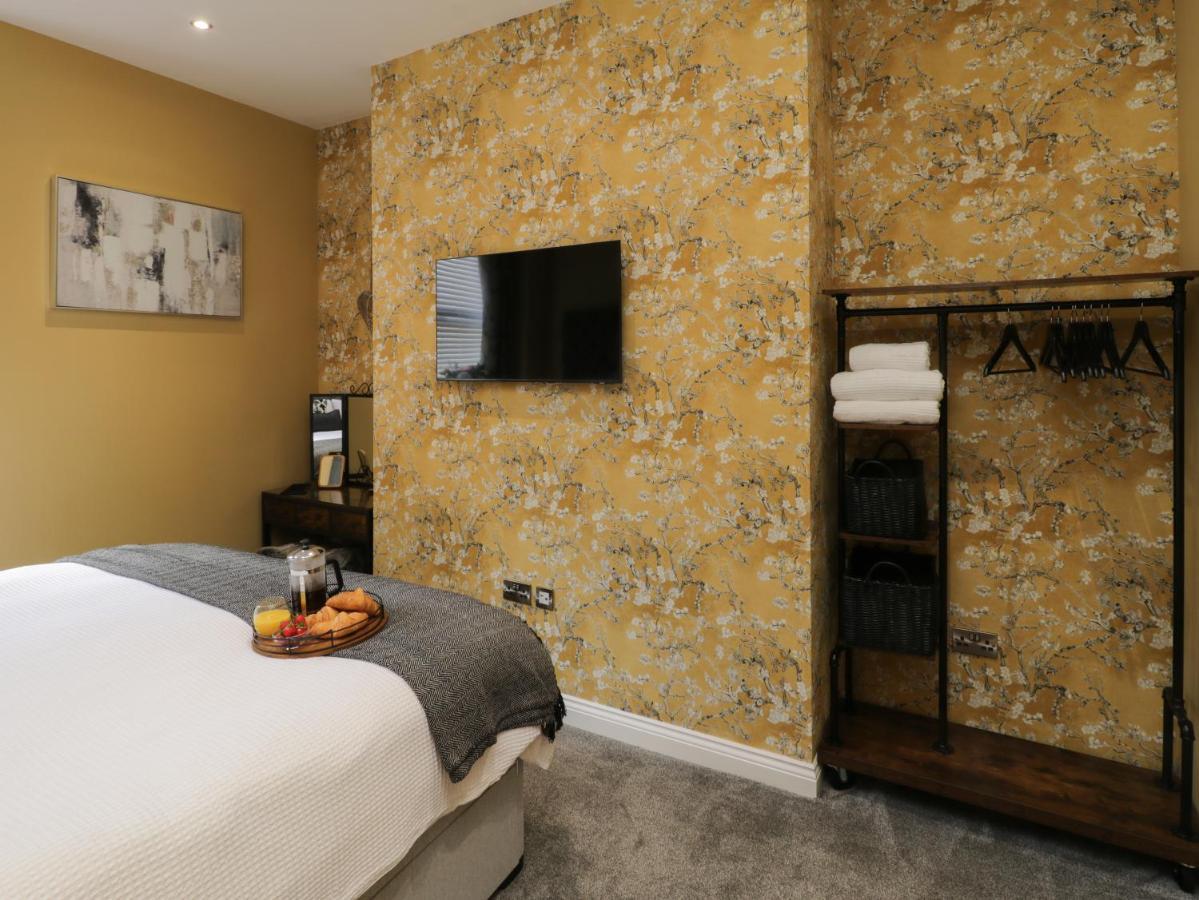 Sapphire Seas Whitby Appartement Buitenkant foto